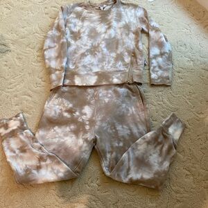 Lounge outfit tie dye small